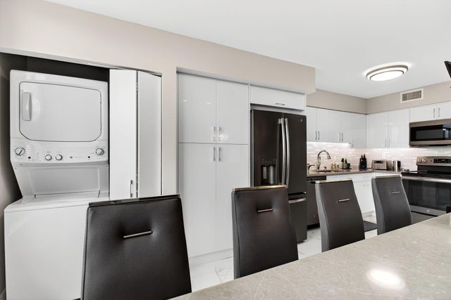 7186 Promenade Drive 701, Boca Raton, FL 33433