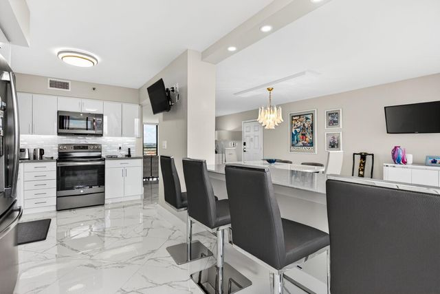 7186 Promenade Drive 701, Boca Raton, FL 33433