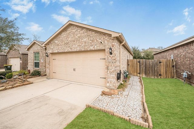 7615 Square Garden Lane, Conroe, TX 77304