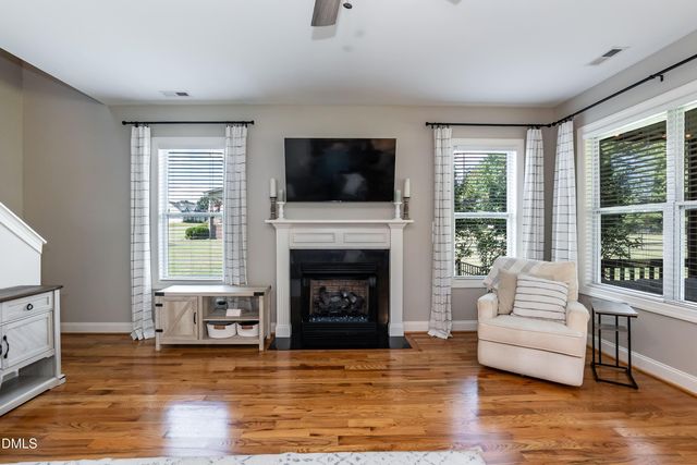 2924 Plantation Glen Drive, Zebulon, NC 27597