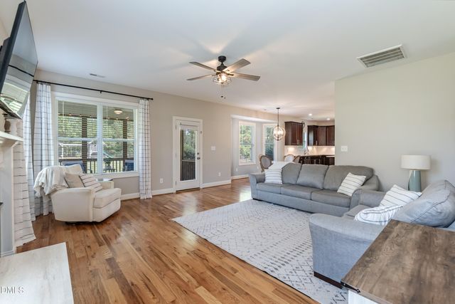 2924 Plantation Glen Drive, Zebulon, NC 27597