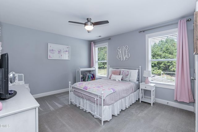 2924 Plantation Glen Drive, Zebulon, NC 27597