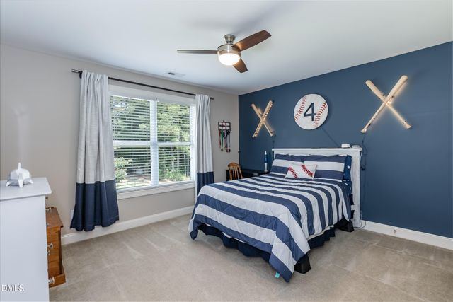 2924 Plantation Glen Drive, Zebulon, NC 27597
