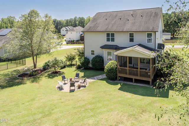 2924 Plantation Glen Drive, Zebulon, NC 27597