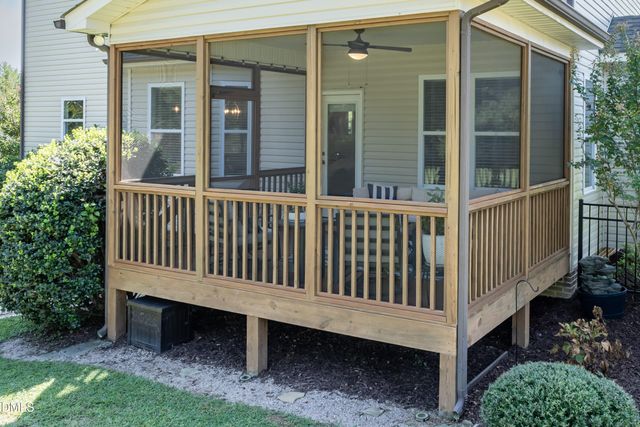 2924 Plantation Glen Drive, Zebulon, NC 27597