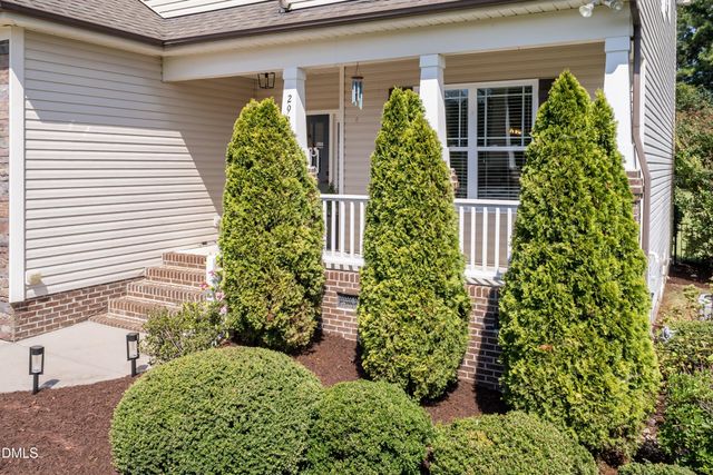 2924 Plantation Glen Drive, Zebulon, NC 27597