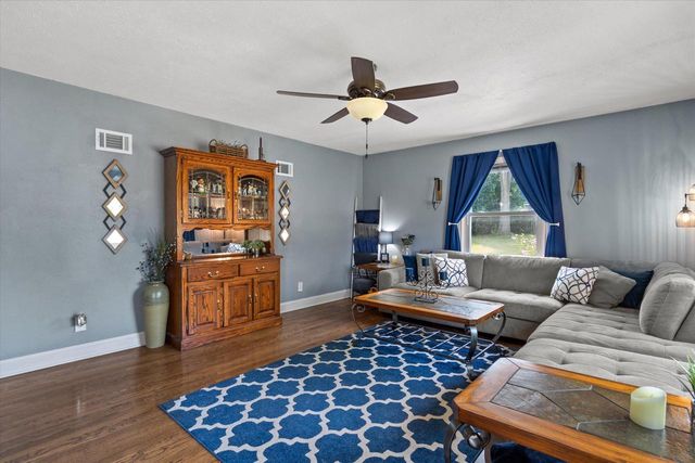 6500 N 91st STREET, Milwaukee, WI 53224