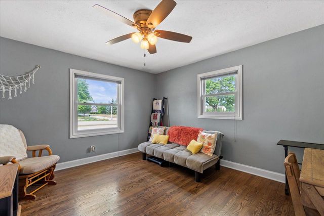 6500 N 91st STREET, Milwaukee, WI 53224