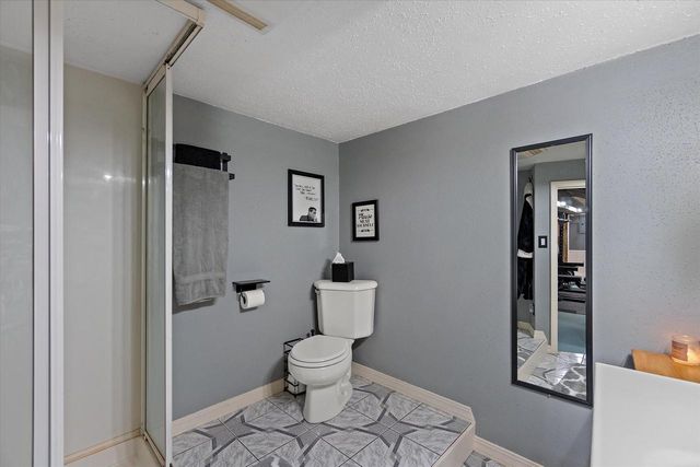 6500 N 91st STREET, Milwaukee, WI 53224