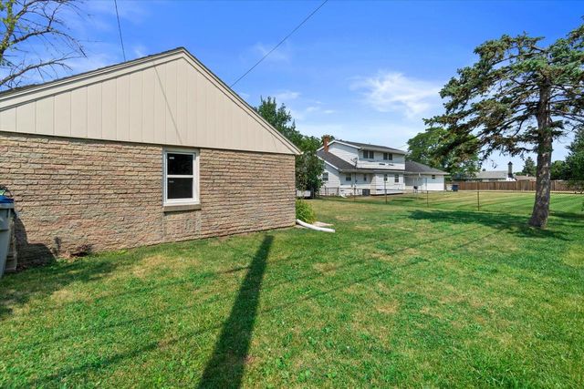 6500 N 91st STREET, Milwaukee, WI 53224