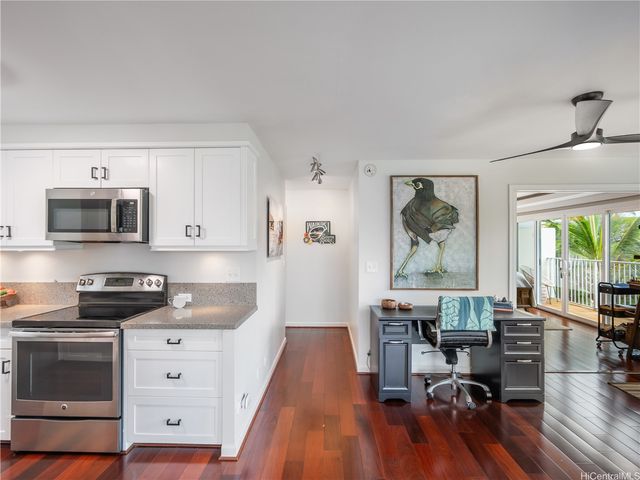2937 Kalakaua Avenue 49, Honolulu, HI 96815