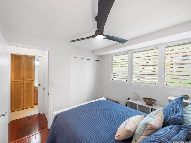 2937 Kalakaua Avenue 49, Honolulu, HI 96815