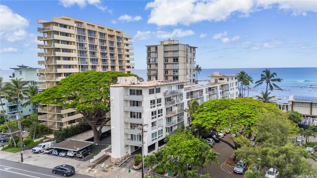 2937 Kalakaua Avenue 49, Honolulu, HI 96815