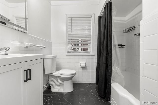 1861 N Waverly Street, Dearborn, MI 48128