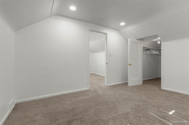 1861 N Waverly Street, Dearborn, MI 48128