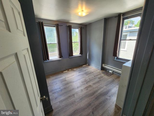 217 W DUVAL ST, Philadelphia, PA 19144