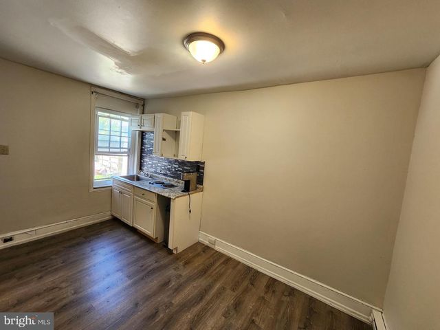 217 W DUVAL ST, Philadelphia, PA 19144