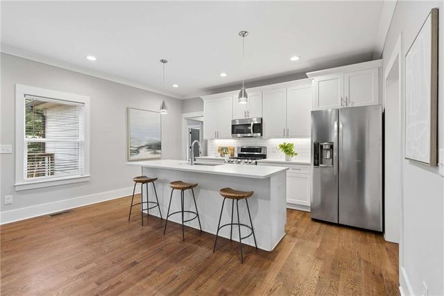 859 East Avenue, Scottdale, GA 30079