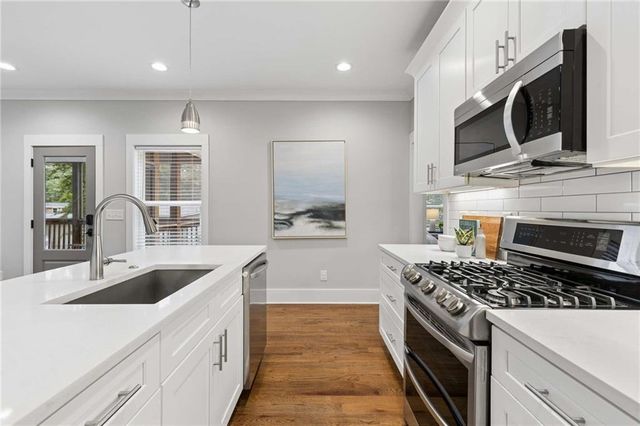 859 East Avenue, Scottdale, GA 30079