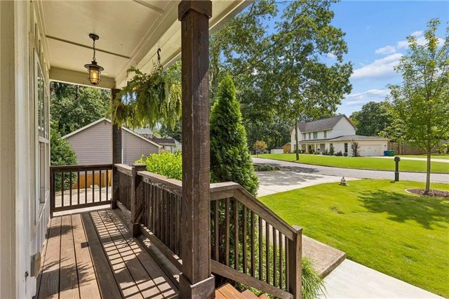 859 East Avenue, Scottdale, GA 30079