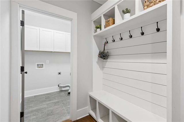 859 East Avenue, Scottdale, GA 30079
