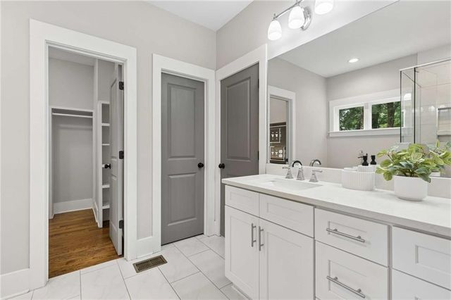 859 East Avenue, Scottdale, GA 30079