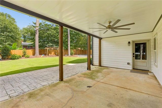 859 East Avenue, Scottdale, GA 30079