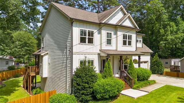 859 East Avenue, Scottdale, GA 30079