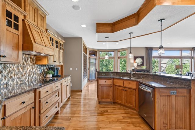 17796 76th Avenue N, Maple Grove, MN 55311