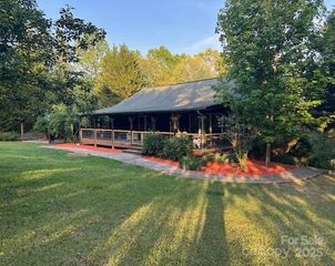 926 Cross Creek Drive, Rutherfordton, NC 28139