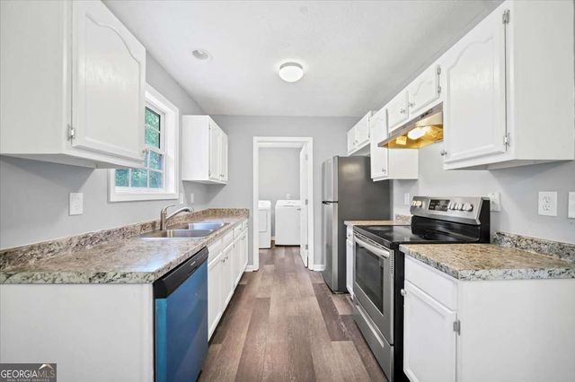 51 Johnson Avenue, Newnan, GA 30263