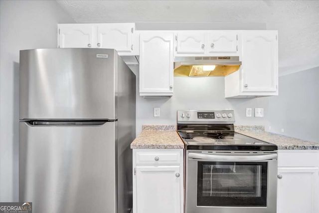 51 Johnson Avenue, Newnan, GA 30263