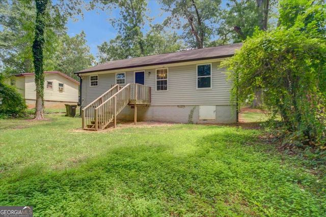 51 Johnson Avenue, Newnan, GA 30263