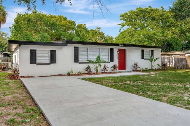 4105 W MANGO AVENUE, Tampa, FL 33616