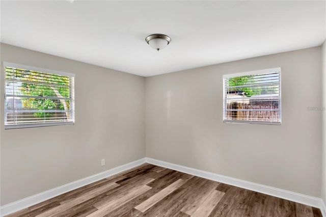 4105 W MANGO AVENUE, Tampa, FL 33616