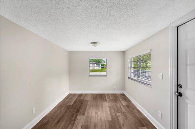 4105 W MANGO AVENUE, Tampa, FL 33616