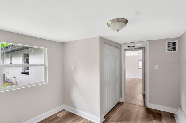 4105 W MANGO AVENUE, Tampa, FL 33616