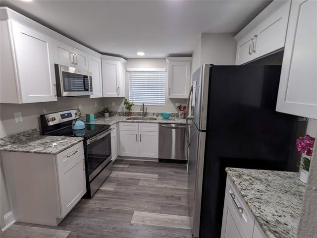 4105 W MANGO AVENUE, Tampa, FL 33616