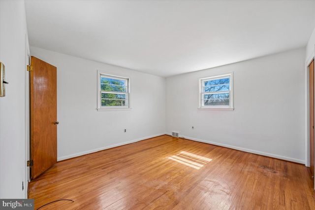 425 PASTELL LN, Conshohocken, PA 19428