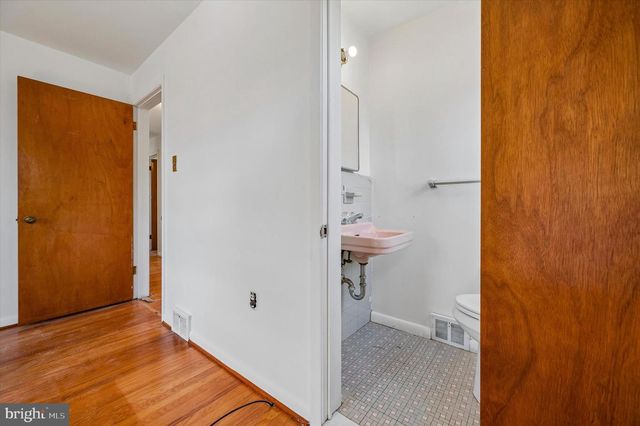 425 PASTELL LN, Conshohocken, PA 19428