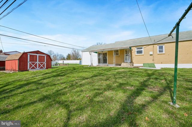 425 PASTELL LN, Conshohocken, PA 19428