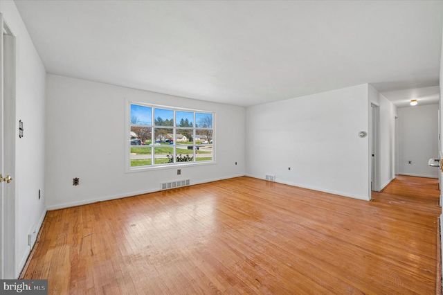 425 PASTELL LN, Conshohocken, PA 19428