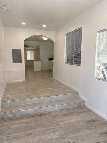 13260 Raven Street, Sylmar, CA 91342