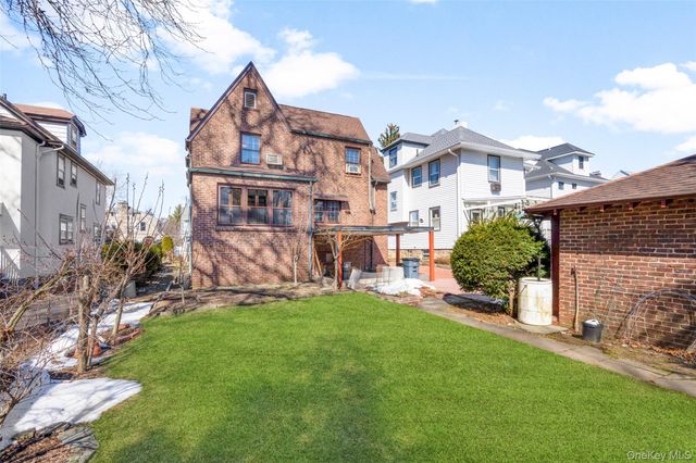 116 Reed Avenue, Pelham, NY 10803