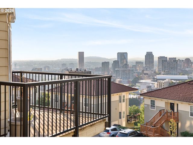 315 Nw UPTOWN Ter 2A, Portland, OR 97210