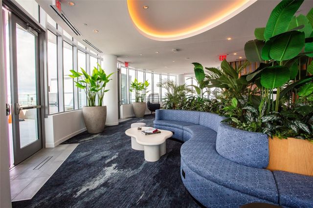 400 CENTRAL AVENUE 1003, St Petersburg, FL 33701