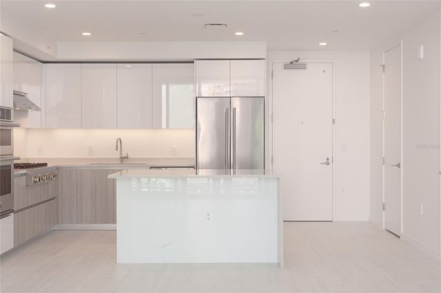 400 CENTRAL AVENUE 1003, St Petersburg, FL 33701