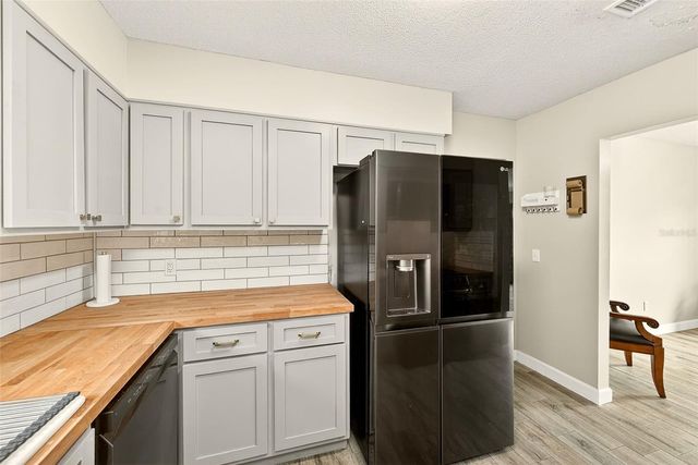 1017 CAROLINA AVENUE, Mulberry, FL 33860