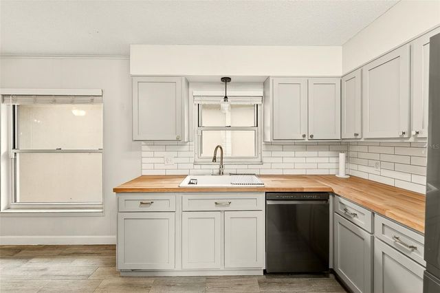 1017 CAROLINA AVENUE, Mulberry, FL 33860