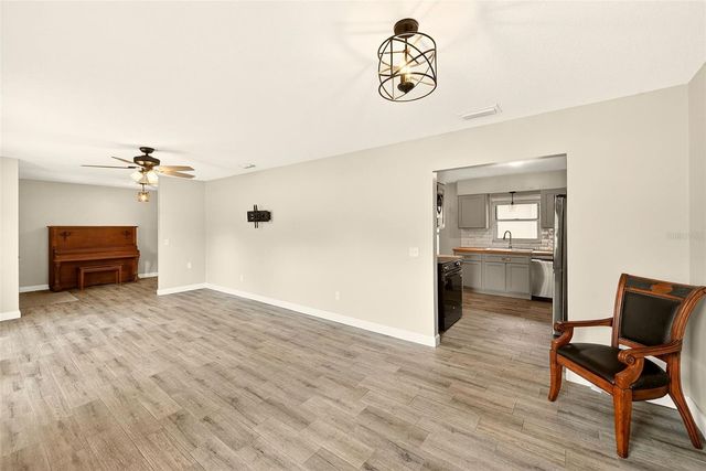 1017 CAROLINA AVENUE, Mulberry, FL 33860